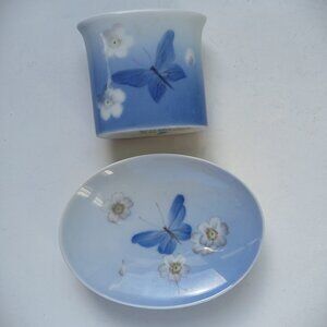 Royal Copenhagen Set of 2 Holder and Open Trinket Butterflies Flowers Denmark